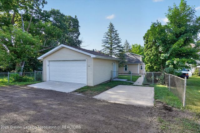 316 Smith Avenue, Lansing, MI 48910
