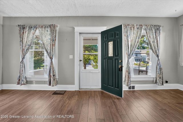 316 Smith Avenue, Lansing, MI 48910