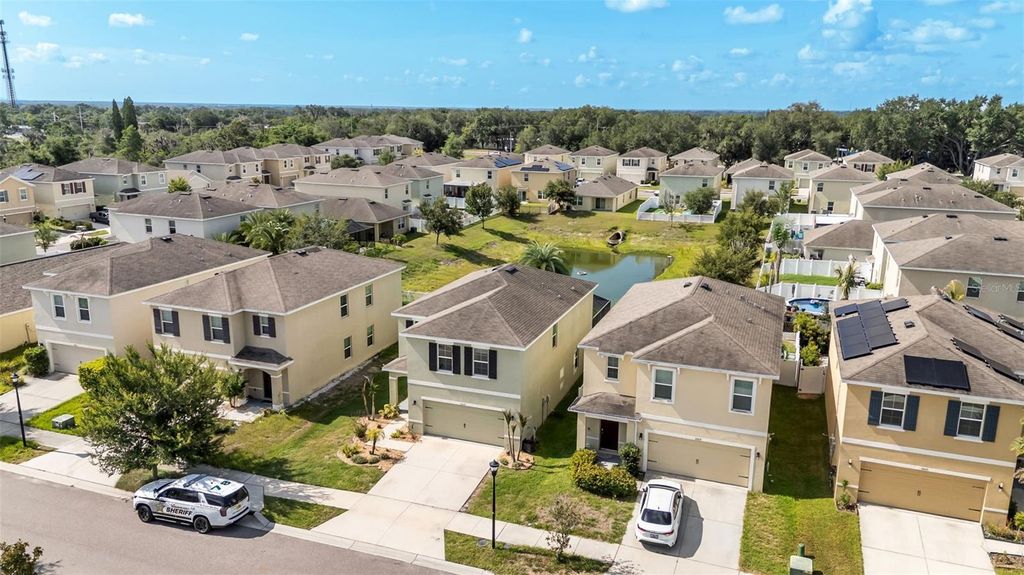Image 40 of property listing at 3509 DIAMOND LEAF COURT, Valrico, FL 33594