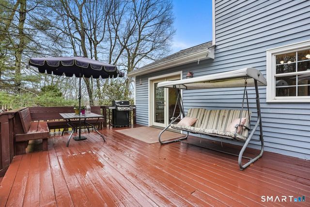 46 Little Brook Lane, Newtown, CT 06470