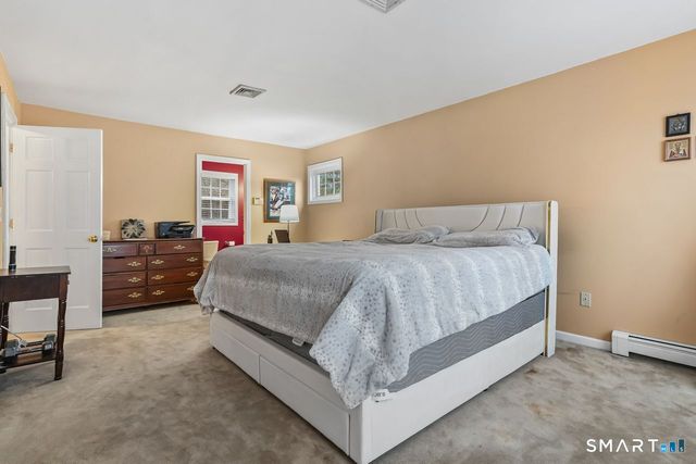 46 Little Brook Lane, Newtown, CT 06470