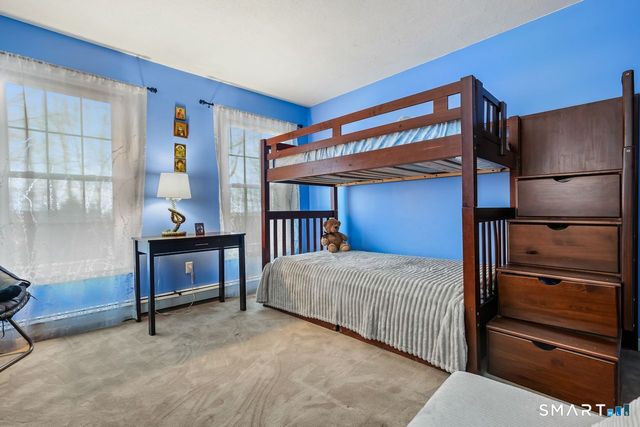 46 Little Brook Lane, Newtown, CT 06470