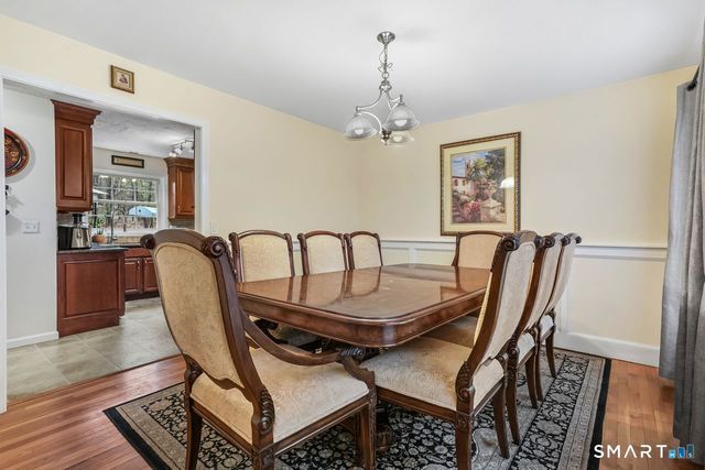 46 Little Brook Lane, Newtown, CT 06470