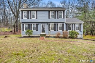 46 Little Brook Lane, Newtown, CT 06470