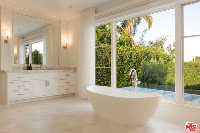 538 Spoleto Drive, Pacific Palisades, CA 90272