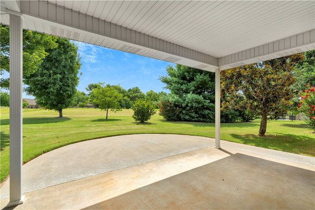 11242 Club House Parkway, Farmington, AR 72730