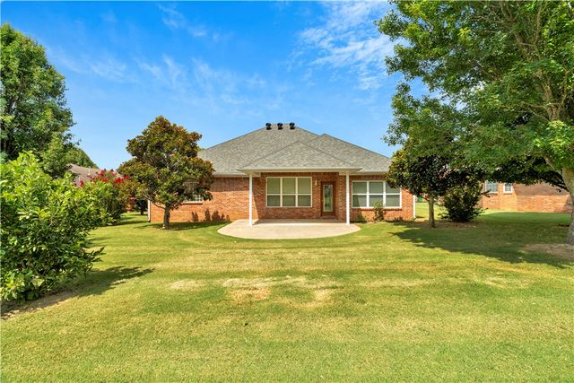 11242 Club House Parkway, Farmington, AR 72730