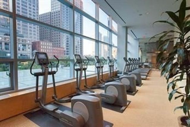 500 Atlantic Avenue 14V, Boston, MA 02210