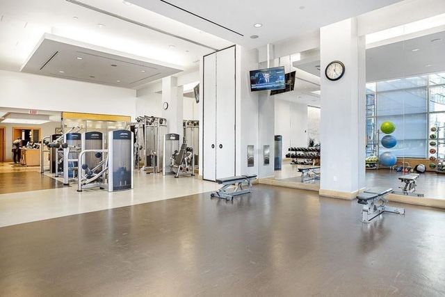 500 Atlantic Avenue 14V, Boston, MA 02210