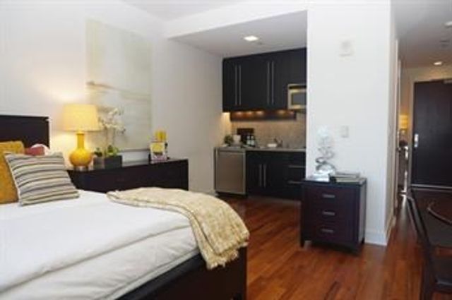 500 Atlantic Avenue 14V, Boston, MA 02210