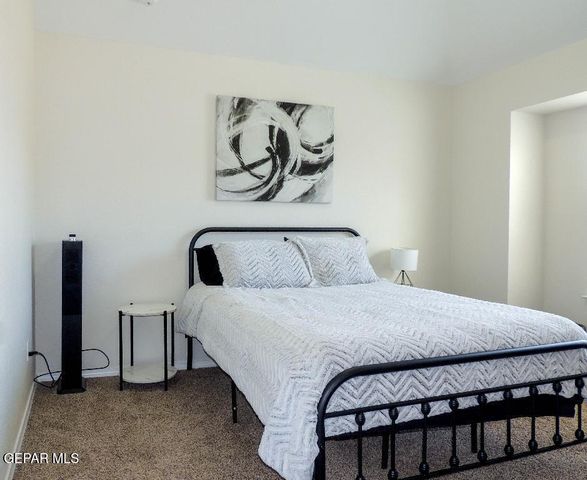 1045 Nepal Sky Street, Horizon City, TX 79928