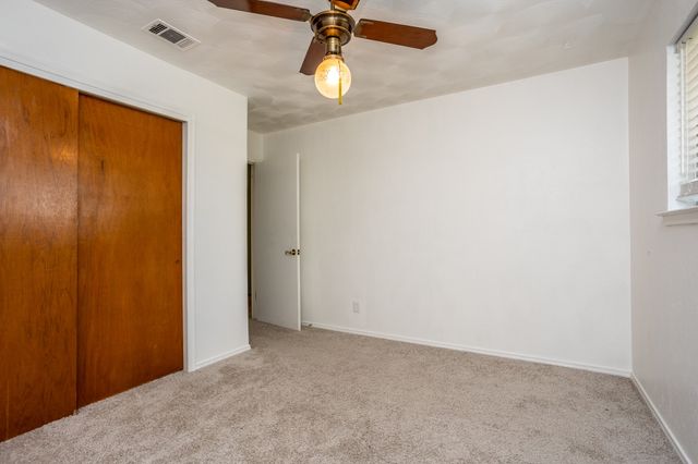 410 E Mona Avenue, Duncanville, TX 75137