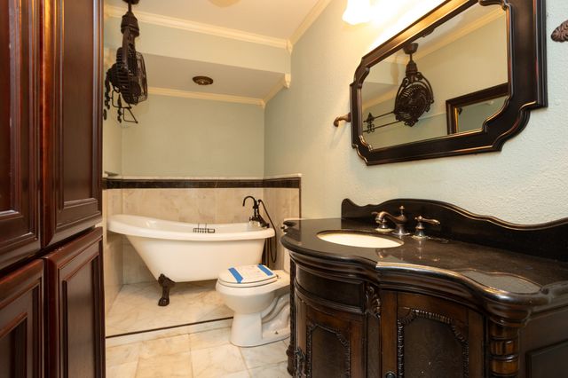 410 E Mona Avenue, Duncanville, TX 75137