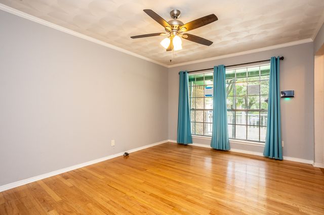 410 E Mona Avenue, Duncanville, TX 75137