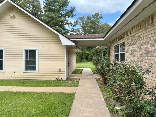 251 Oden Dr., Waskom, TX 75692