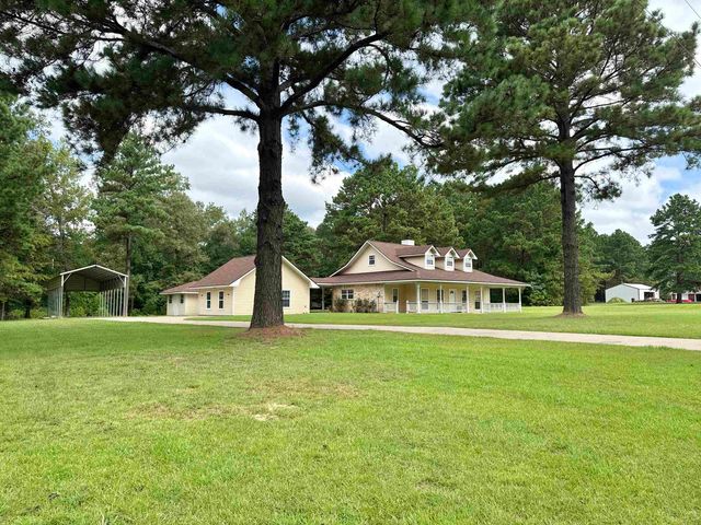 251 Oden Dr., Waskom, TX 75692