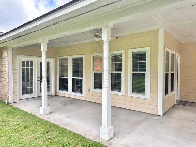 251 Oden Dr., Waskom, TX 75692