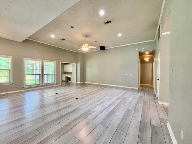 251 Oden Dr., Waskom, TX 75692