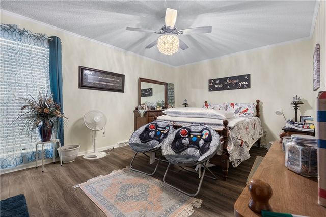 402 Tamarind Street, Harrison, AR 72601