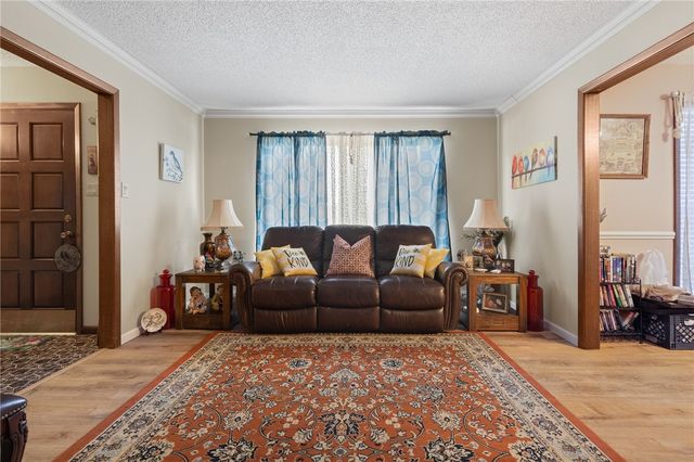 402 Tamarind Street, Harrison, AR 72601