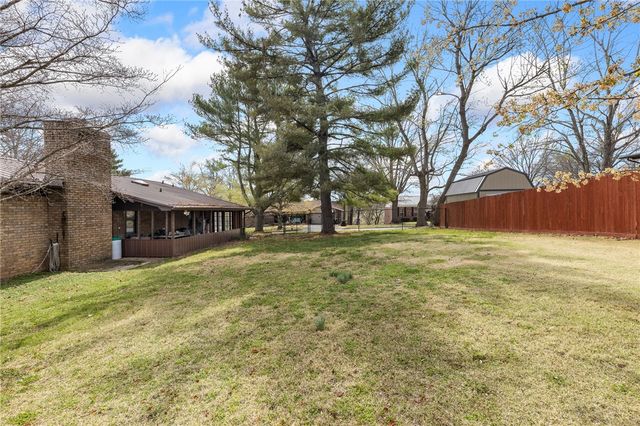 402 Tamarind Street, Harrison, AR 72601