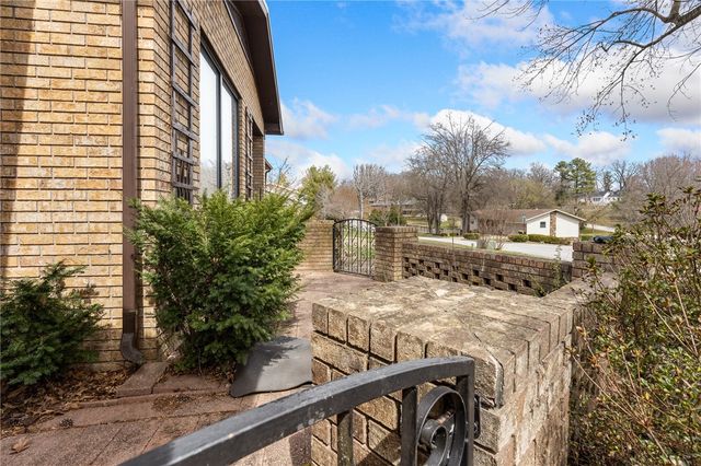 402 Tamarind Street, Harrison, AR 72601