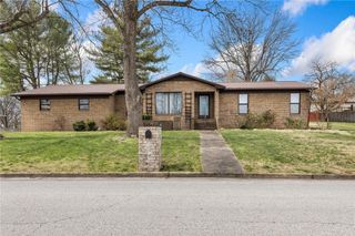 402 Tamarind Street, Harrison, AR 72601