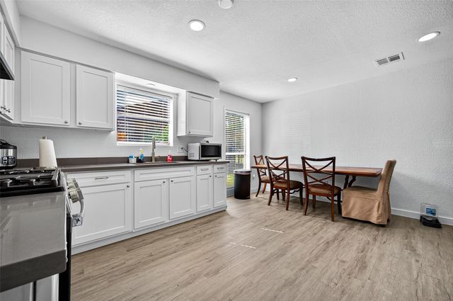 229 Austin Street, Angleton, TX 77515