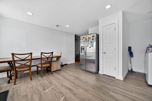 229 Austin Street, Angleton, TX 77515