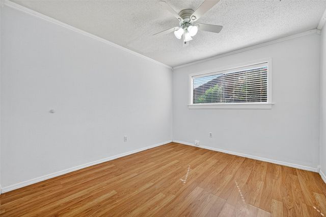 229 Austin Street, Angleton, TX 77515