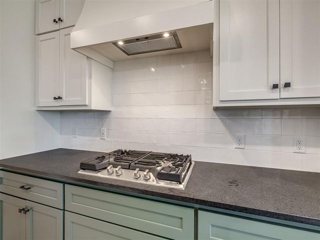 9312 NW 147th Terrace, Yukon, OK 73099