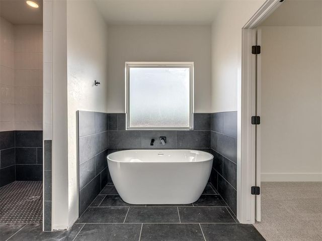 9312 NW 147th Terrace, Yukon, OK 73099