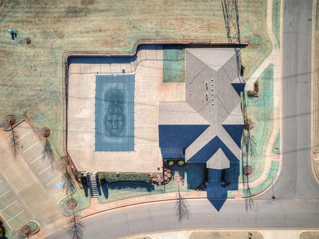 9312 NW 147th Terrace, Yukon, OK 73099