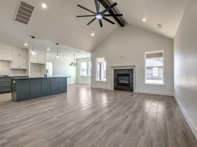 9312 NW 147th Terrace, Yukon, OK 73099