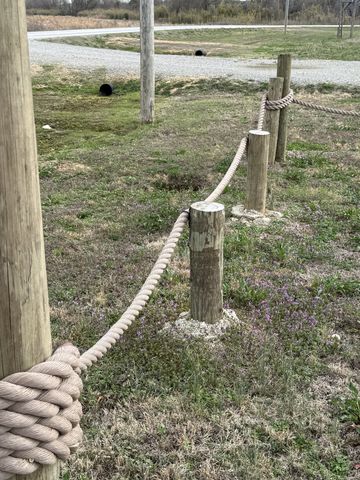 2133 Hardin Bottom River Rd, Clifton, TN 38425