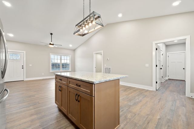 1072 Frank Anderson Rd, Sparta, TN 38583