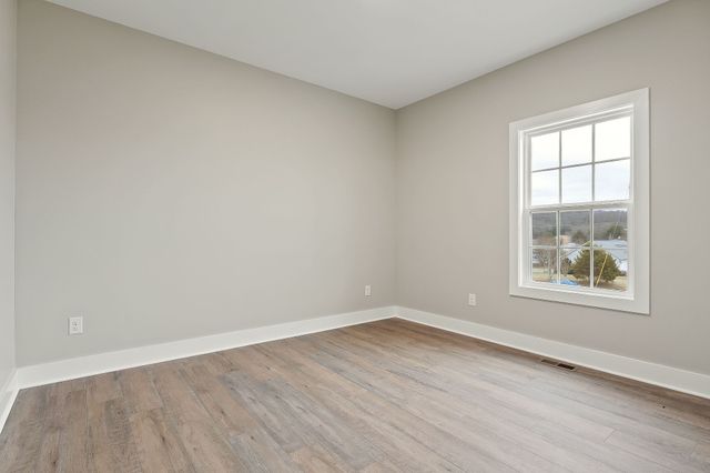 1072 Frank Anderson Rd, Sparta, TN 38583