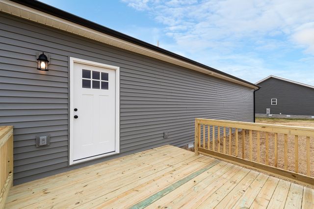 1072 Frank Anderson Rd, Sparta, TN 38583