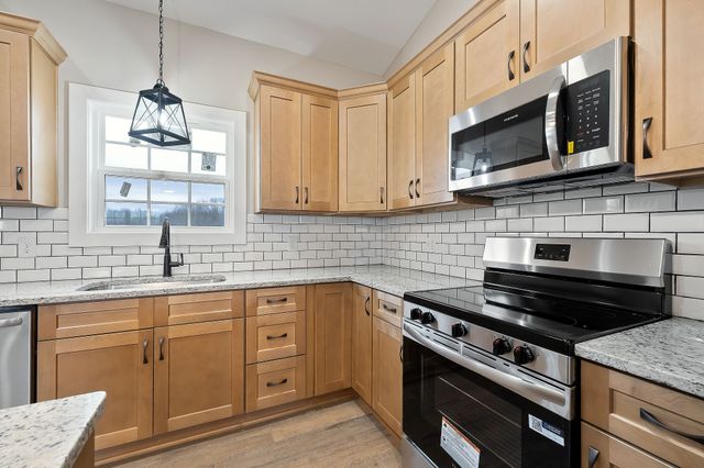 1072 Frank Anderson Rd, Sparta, TN 38583