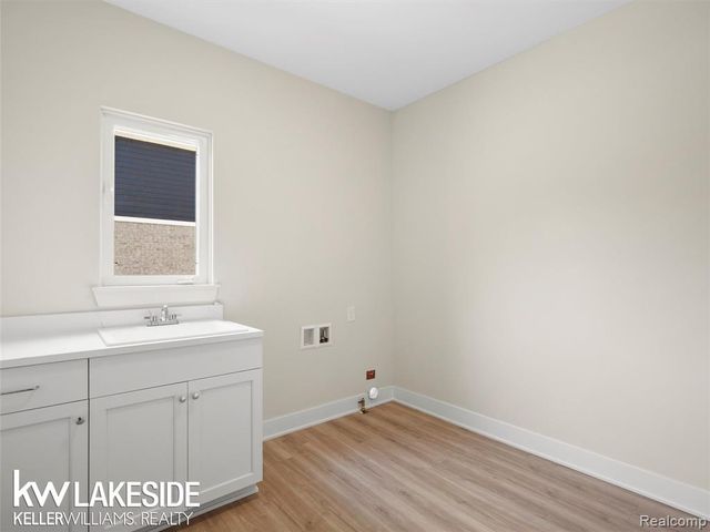 18842 Via Firenze Drive, Macomb, MI 48044