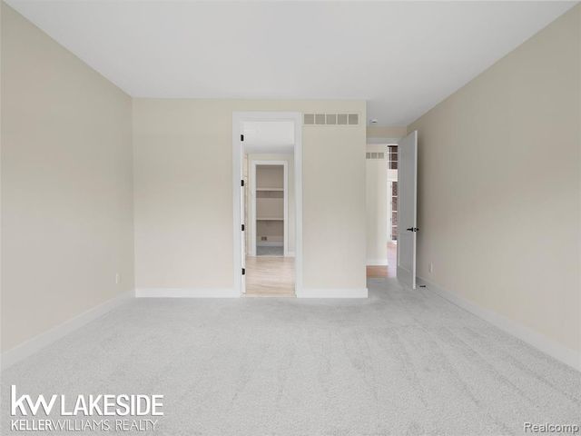 18842 Via Firenze Drive, Macomb, MI 48044