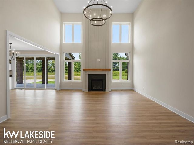 18842 Via Firenze Drive, Macomb, MI 48044