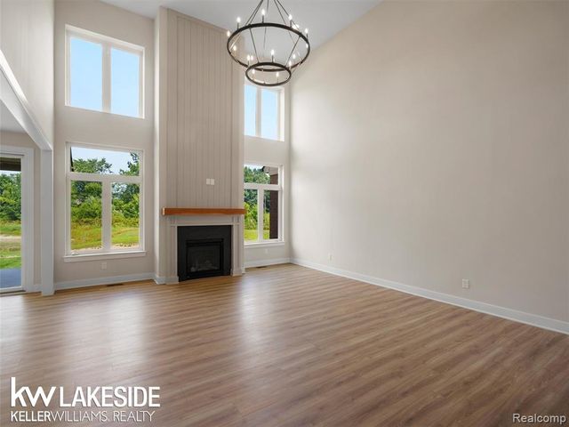 18842 Via Firenze Drive, Macomb, MI 48044