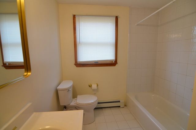 146 Huckins Ave 1, Quincy, MA 02171