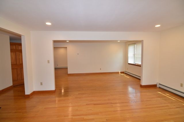 146 Huckins Ave 1, Quincy, MA 02171