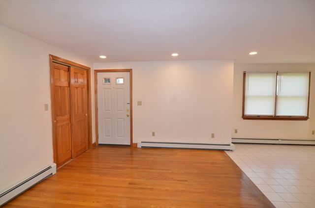 146 Huckins Ave 1, Quincy, MA 02171