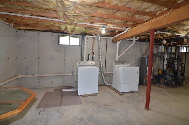 146 Huckins Ave 1, Quincy, MA 02171