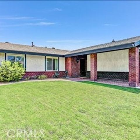 610 W Edith Ann Drive, Azusa, CA 91702
