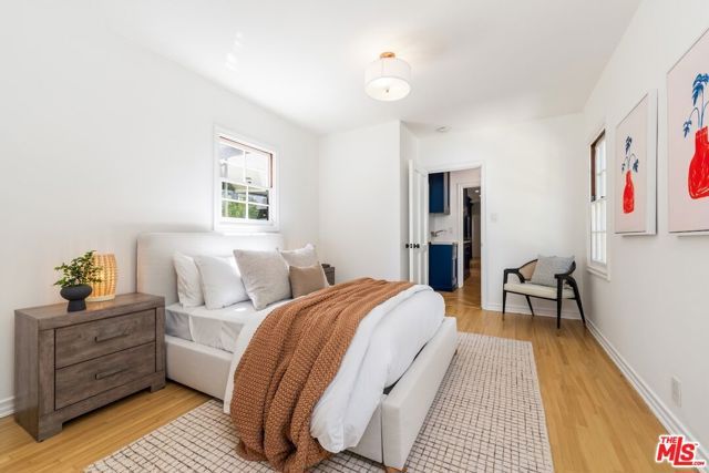 628 N Sierra Drive, Beverly Hills, CA 90210