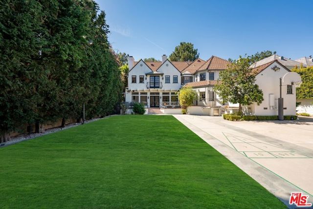 628 N Sierra Drive, Beverly Hills, CA 90210